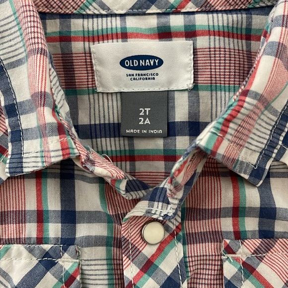 Old Navy 2T Button Up Shirt - Picture 3 of 4